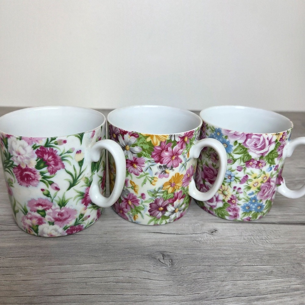 Set of 3 Vintage-Style Floral Ceramic Tea Cups Shabby Chic Cottagecore Floral